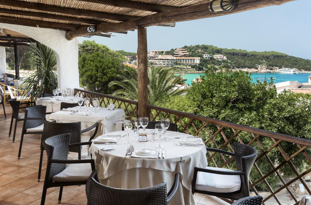 Hotel La Bisaccia Baja Sardinia Exterior photo