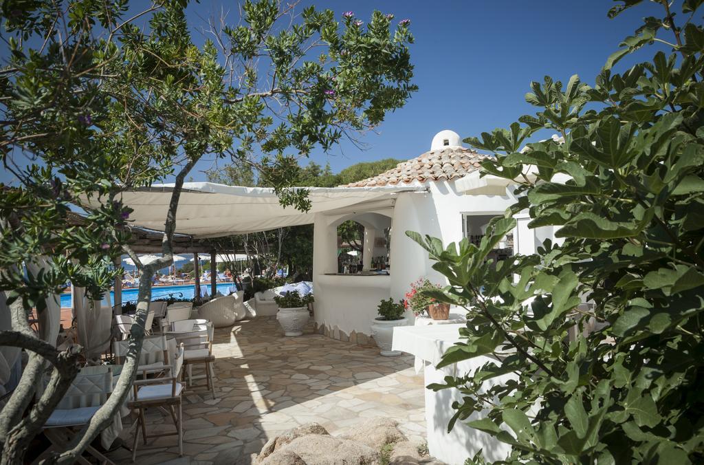 Hotel La Bisaccia Baja Sardinia Exterior photo